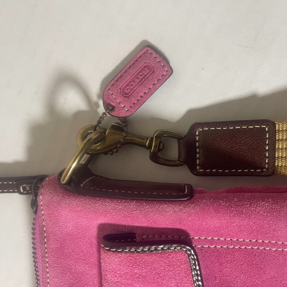 Coach Pink Suede Small Crossbody bag - Picture 6 of 16